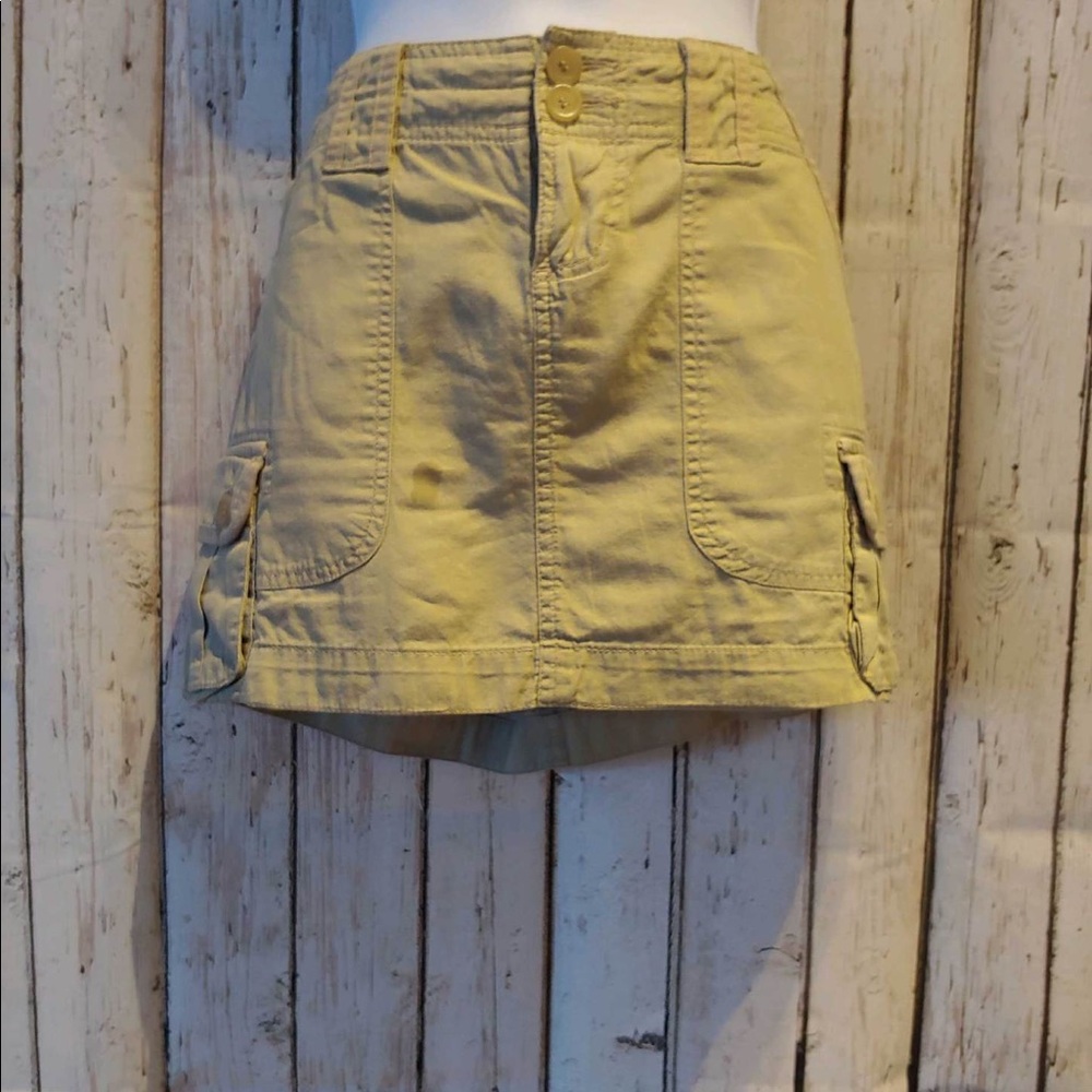 Women’s Beige Tan Mini Skirt Size 3
